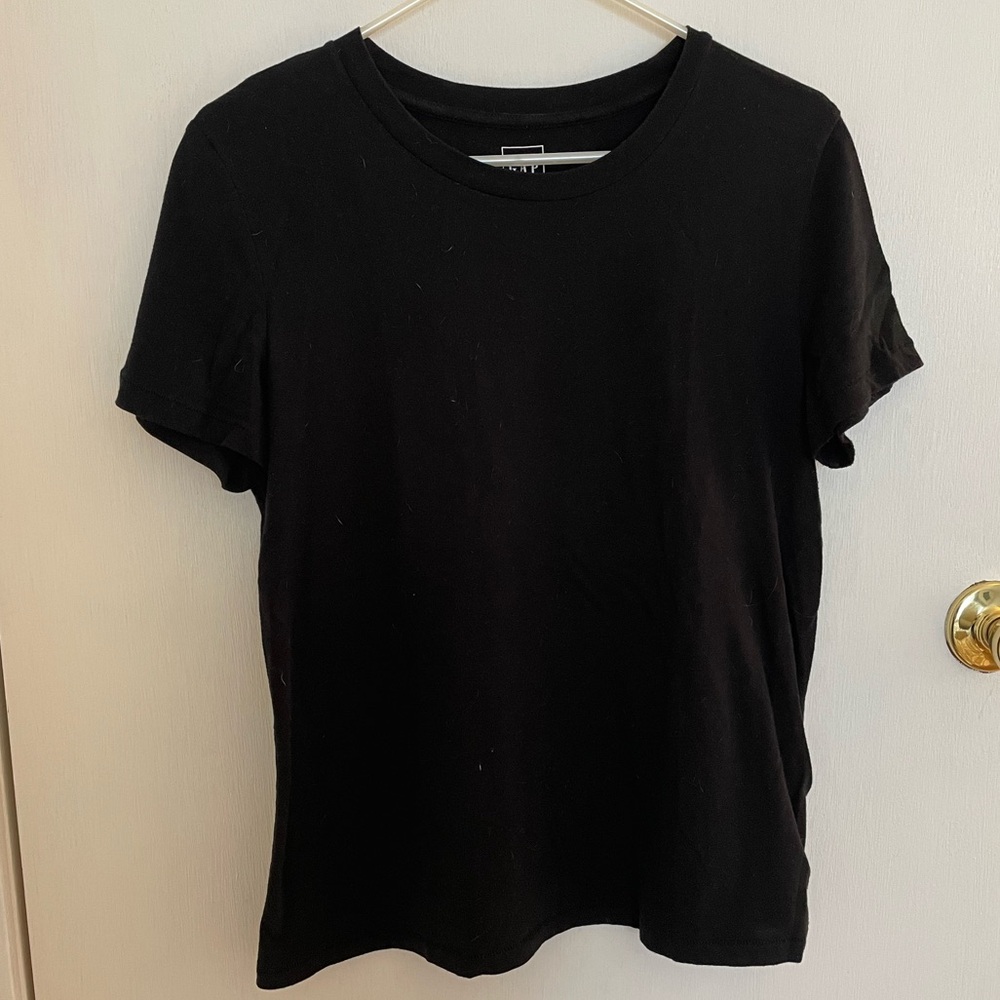 Black Gap Basic T-Shirt